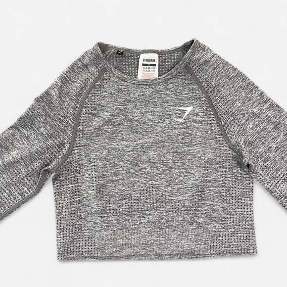 Gymshark bundle Black‎ and Gray Cropped Tops Size Small - Picture 4 of 7